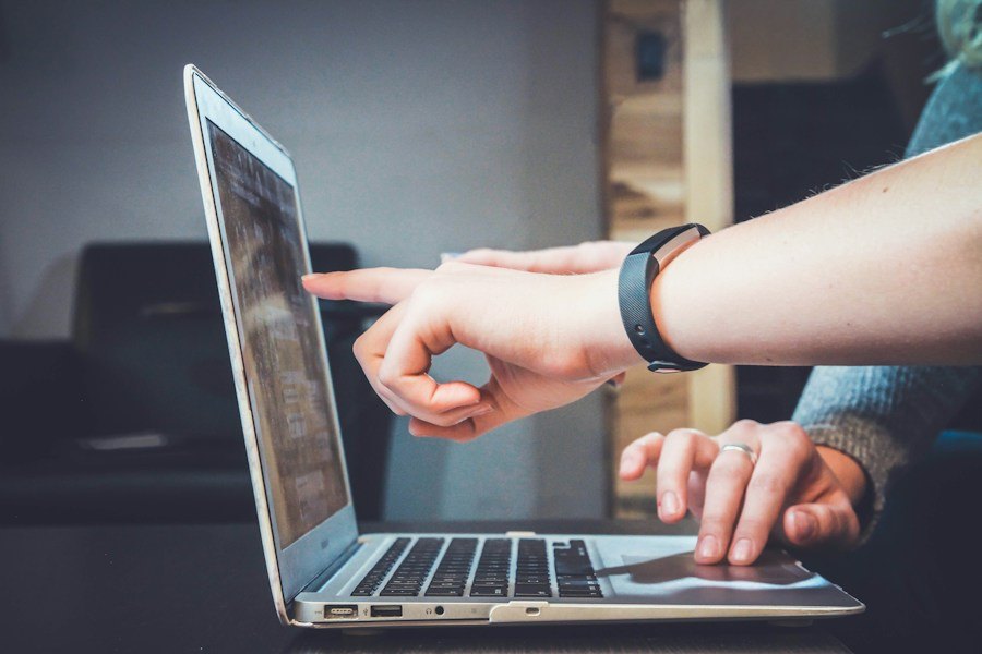 Illustrative technology learning photograph